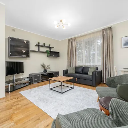 Kaubamaja Apartman *